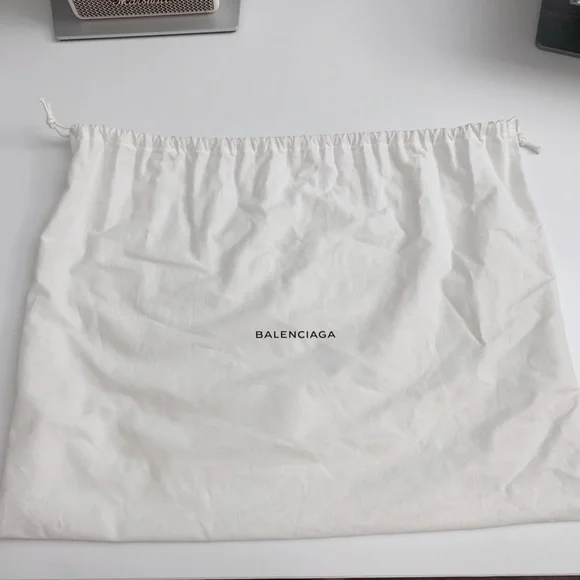 💯NEW & Authentic Balenciaga Neo Cagole City Lambskin Leather Tote Bag‼️ - Picture 4 of 14